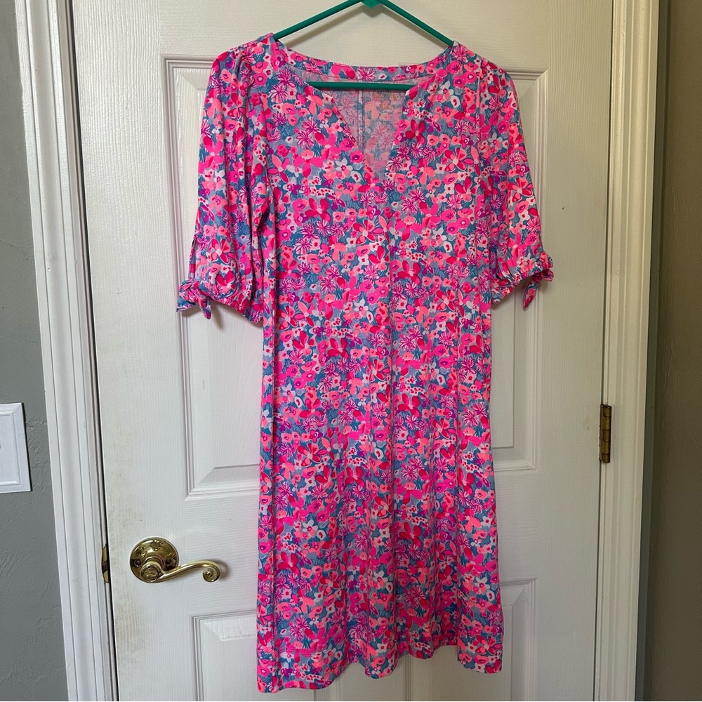 NWOT Lilly Pulitzer dress Size XS.